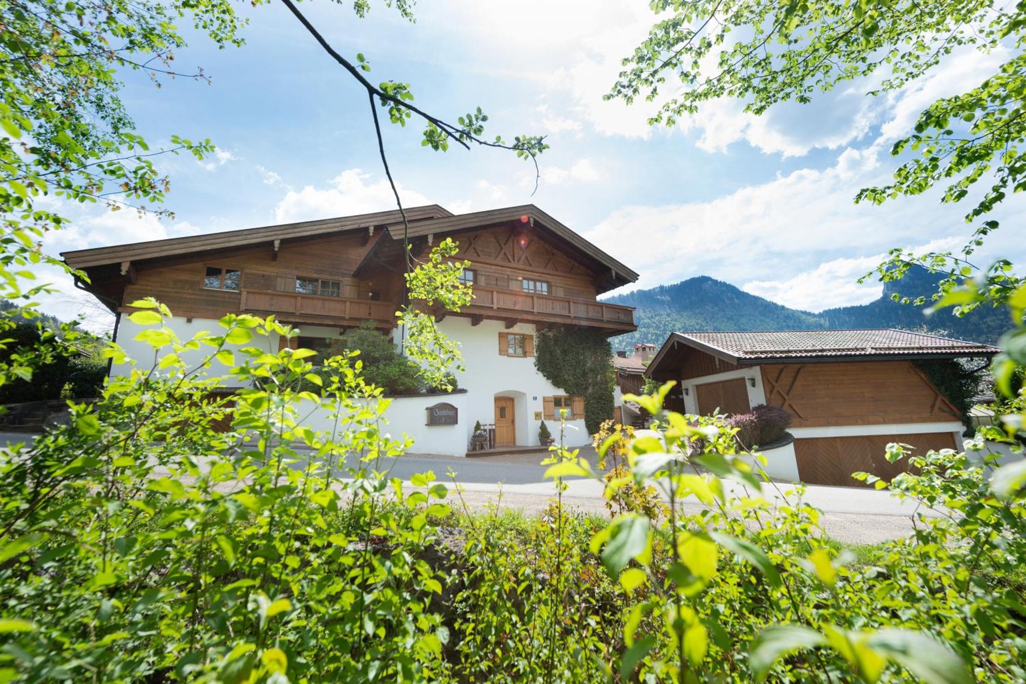 Haus Lesch - Stilvolle Appartements Mit Tollem Bergblick In Kreuth Am Tegernsee Экстерьер фото